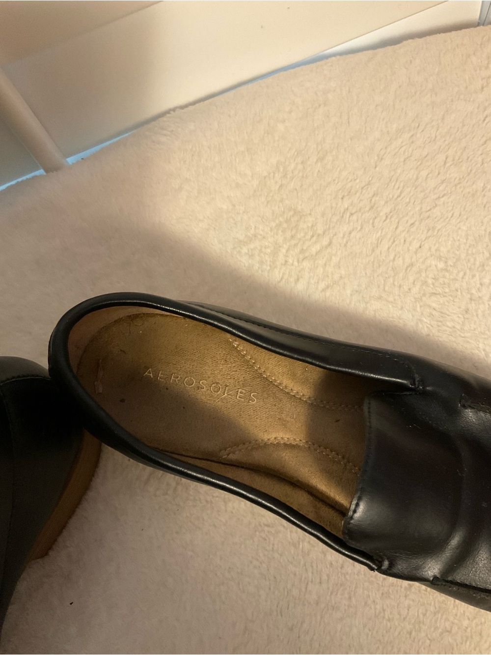 Classic Black Leather Women's Slip-On Loafers - Picture 6 of 6